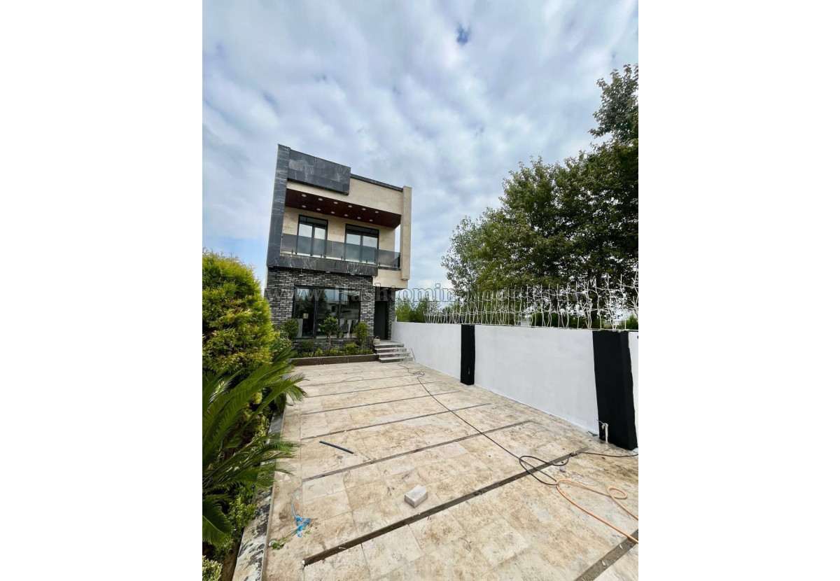 ویلا دوبلکس شخصی ساز لوکیشن آپادانا